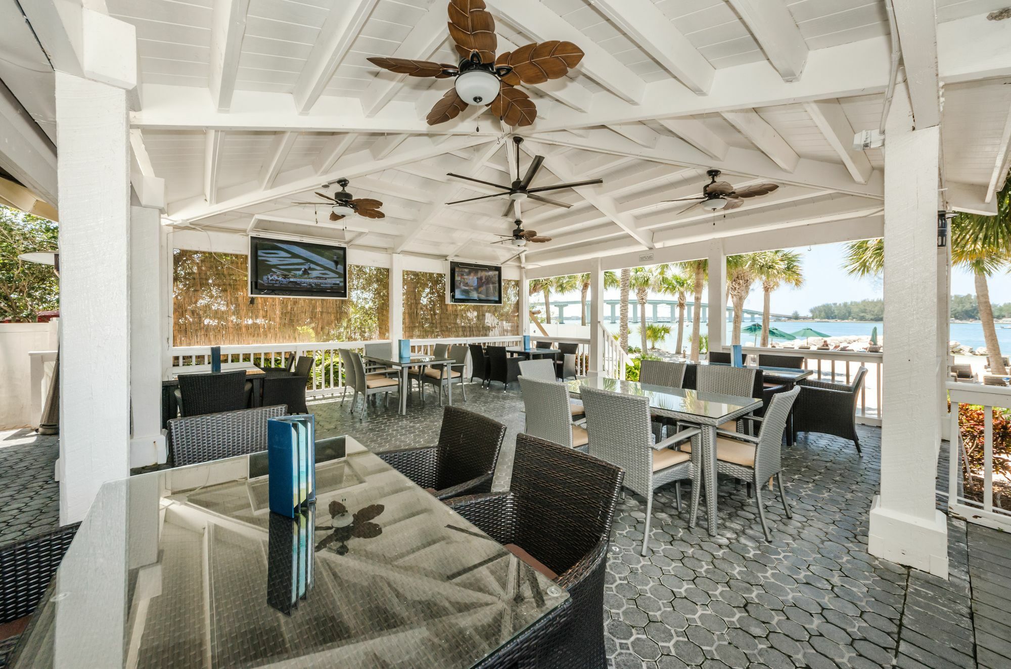 קלירווטר ביץ' Dreamview Beachfront Hotel & Resort מראה חיצוני תמונה